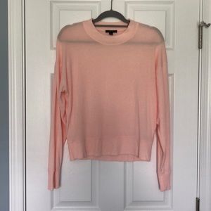 Long sleeve knit top